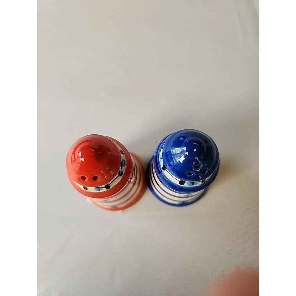 NWT Vintage Light House Salt & Pepper Shakers Handpainted Nautical Striped Cute
